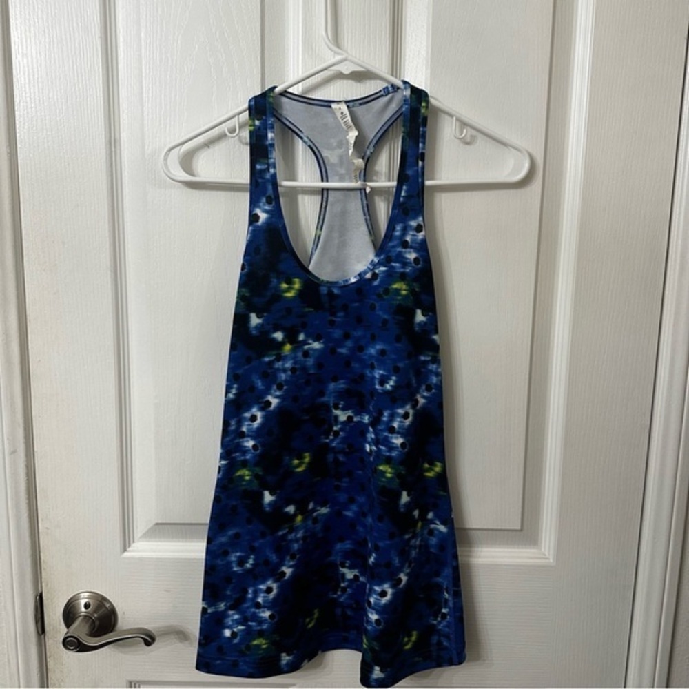 LULULEMON Women’s Blue Camo Racerback Tank Top, size 4